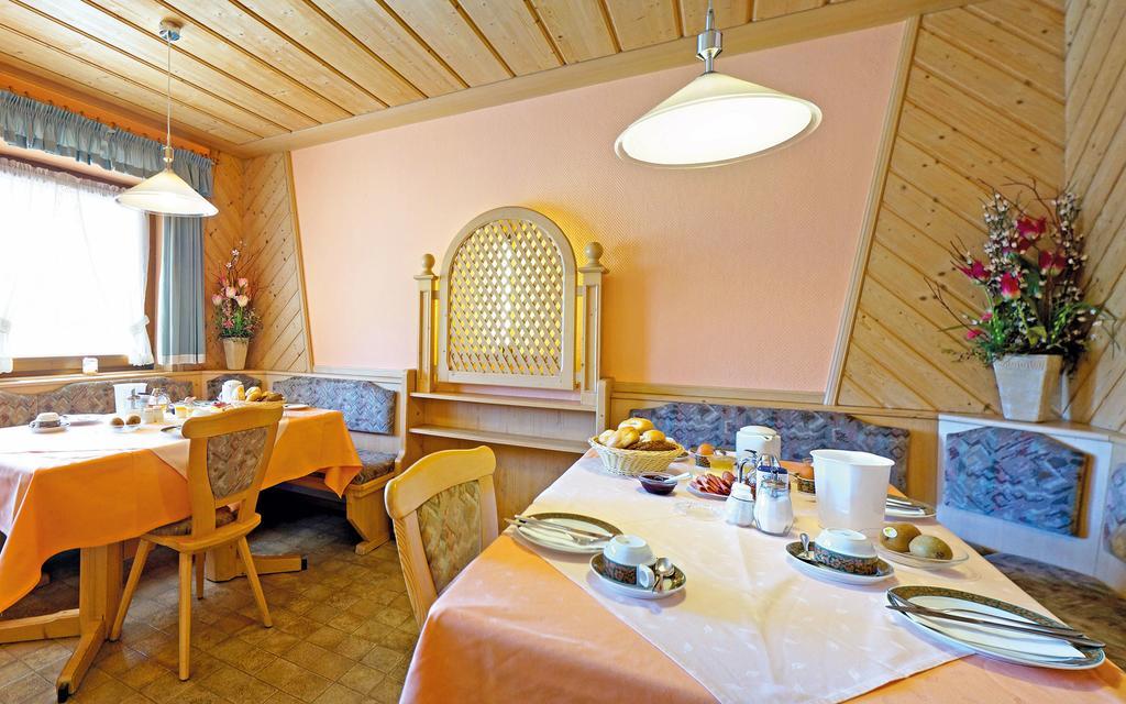 Haus Renate Hotell Bad Füssing Exteriör bild