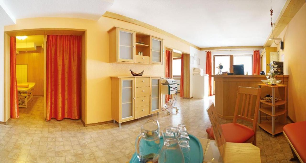 Haus Renate Hotell Bad Füssing Exteriör bild